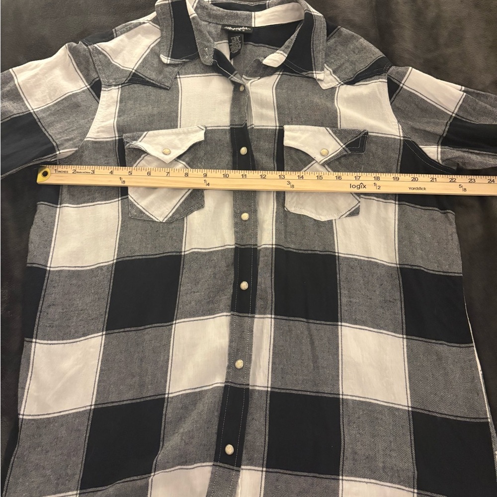 Wrangler Black and White Buffalo Plaid Western Snap Up Flannel Shirt SZ L - Picture 7 of 7